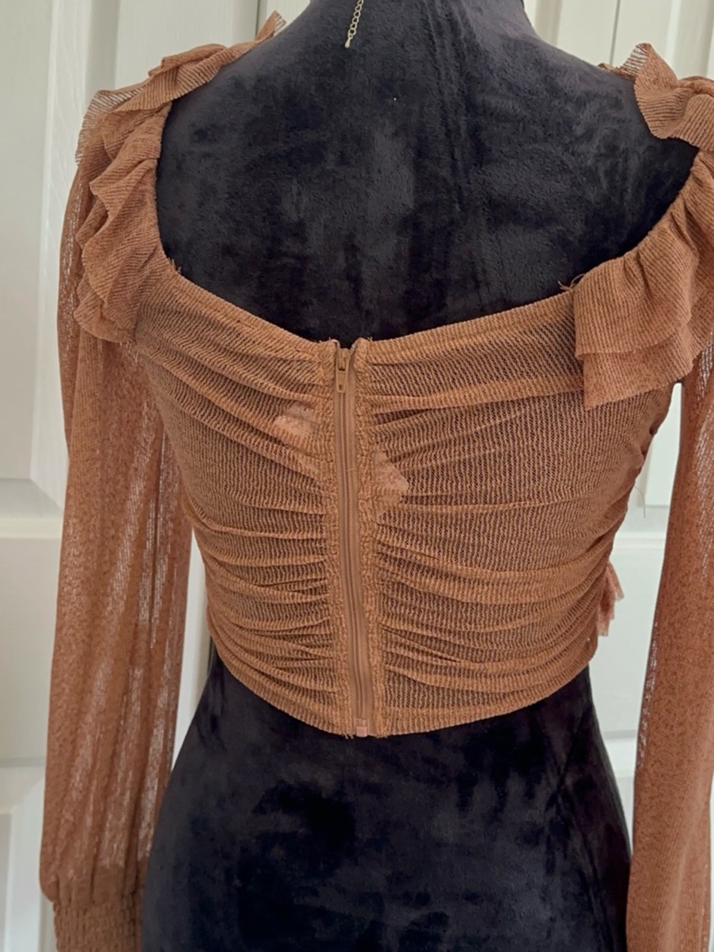 privy Ruffled Long-Sleeve Crop Top - Rust Brown - Picture 2 of 5